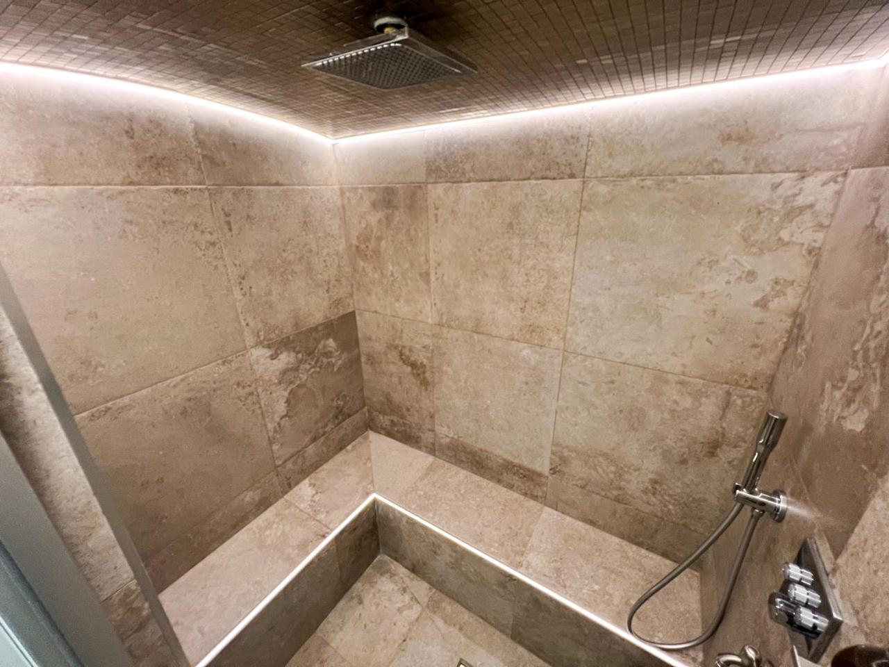 Apartmán Le Switch Souplex Avec Hammam Privatif Lille Exteriér fotografie